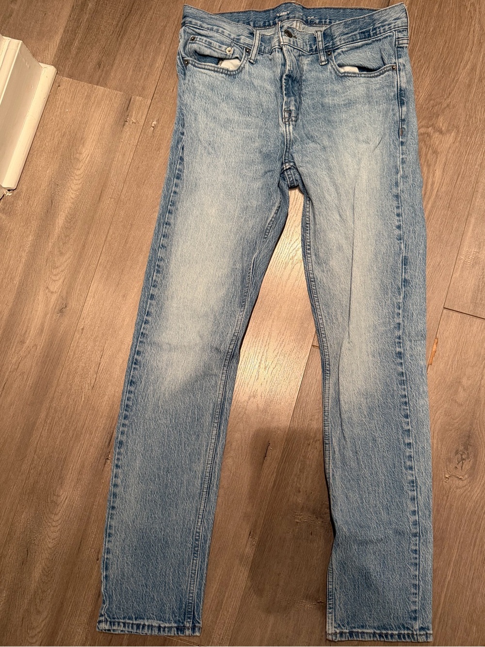 Classic Light Wash Men’s Slim Jeans